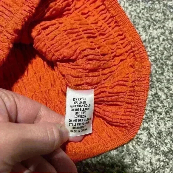 Monteau Los Angeles Crop Top, M, Burnt Orange NWT - Picture 8 of 10